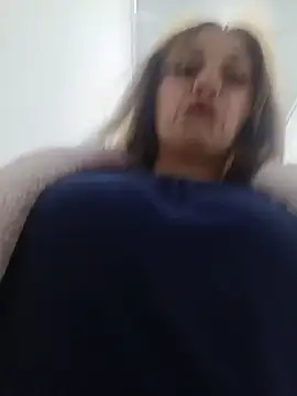 Alejandra N online show from April 18, 2026, 11:05 pm