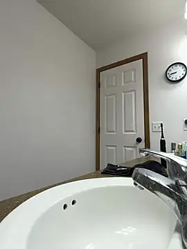 SassynNatty online show from March 7, 2026, 2:41 am