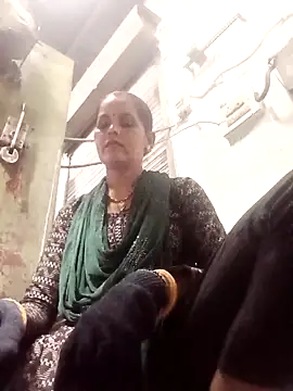 Hasmi hot09 online show from March 12, 2026, 1:17 pm