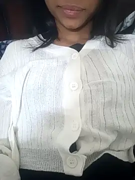 xoxoashi online show from February 25, 2026, 3:21 pm