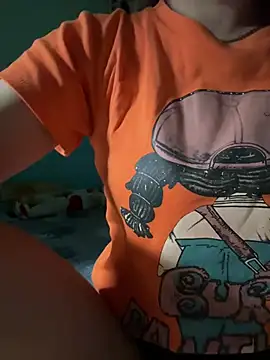 July-love online show from February 26, 2026, 2:10 am