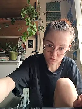 Snapshot of Shy_Bamby chatting on June 27, 2026, 9:36 am Shy Bamby online show from June 27, 2026, 9:36 am