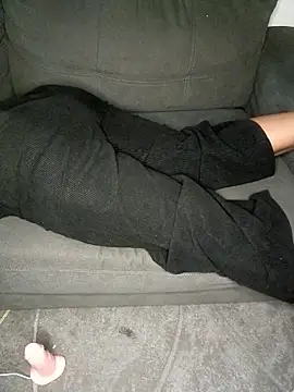 kktb lisa online show from January 7, 2026, 9:39 pm