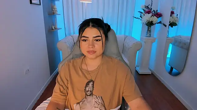 taylor smiith1 online show from June 2, 2026, 5:09 am