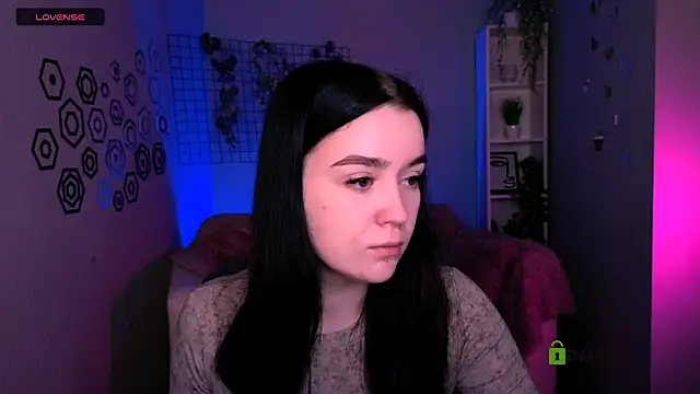 Snapshot of monica_xcx chatting on April 1, 2026, 7:22 pm monica xcx online show from April 1, 2026, 7:22 pm