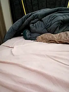 Snapshot of reddiamond07 chatting on February 7, 2026, 12:09 pm reddiamond07 online show from February 7, 2026, 12:09 pm