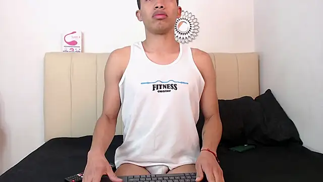 BayronSantana online show from February 6, 2026, 1:10 am