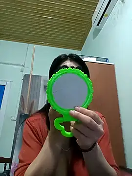 Hana2026 online show from March 25, 2026, 9:43 pm