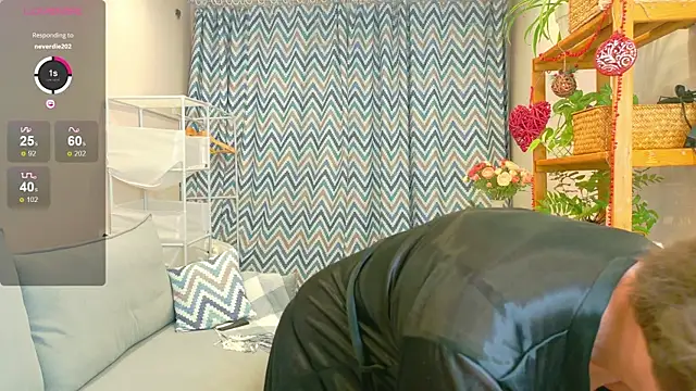 LadySweetWife online show from January 13, 2026, 2:28 am