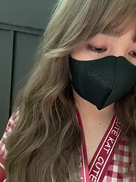 -Violet-t online show from February 18, 2026, 2:46 pm