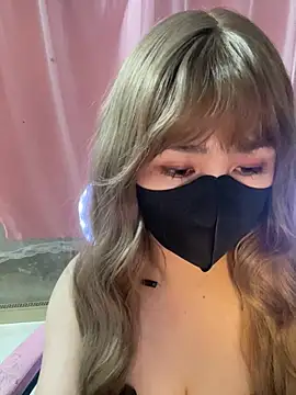 -Violet-t online show from March 8, 2026, 2:21 pm