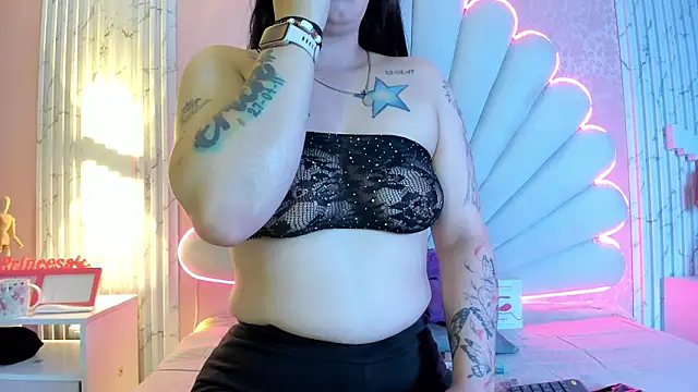 Snapshot of Scaarlett_prince chatting on February 4, 2026, 2:56 pm Scaarlett prince online show from February 4, 2026, 2:56 pm