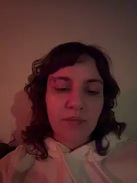 Snapshot of witchdub chatting on July 4, 2026, 2:18 am witchdub online show from July 4, 2026, 2:18 am