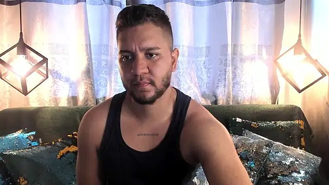 Snapshot of HARRY_RAMIREZ chatting on January 12, 2026, 5:07 pm HARRY RAMIREZ online show from January 12, 2026, 5:07 pm