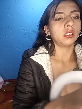 Snapshot of dulcemiha chatting on February 10, 2026, 5:22 am dulcemiha online show from February 10, 2026, 5:22 am