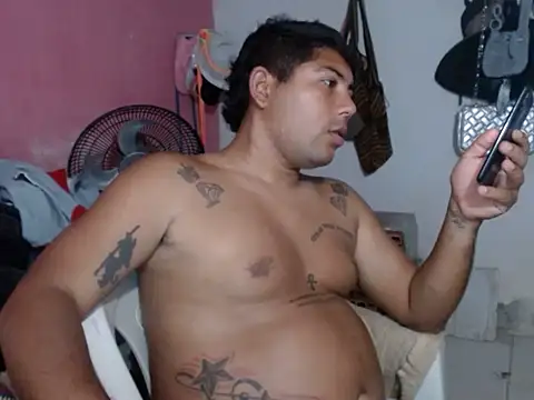 Snapshot of master_juju1924 chatting on March 1, 2026, 4:36 am master juju1924 online show from March 1, 2026, 4:36 am