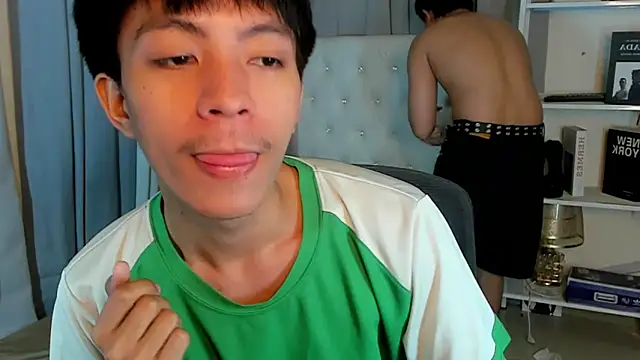 davincihugecock online show from February 7, 2026, 4:43 pm