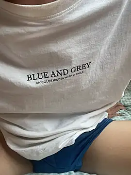 Yamashita7041 online show from April 10, 2026, 5:12 am