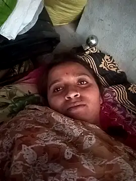 Snapshot of Hirdesh_sahu chatting on April 7, 2026, 7:20 am Hirdesh sahu online show from April 7, 2026, 7:20 am