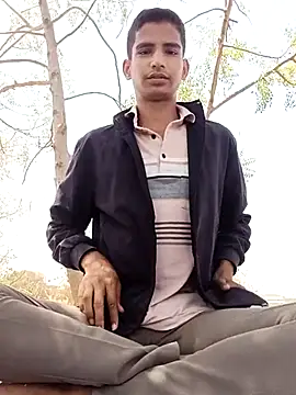 Snapshot of sahilcute1 chatting on April 11, 2026, 6:07 am sahilcute1 online show from April 11, 2026, 6:07 am