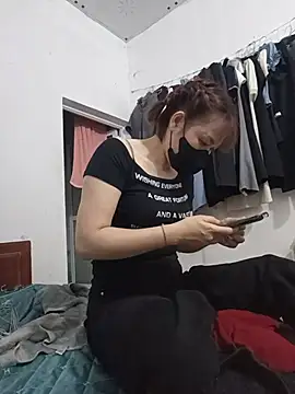 Anna-2k online show from June 10, 2026, 2:49 pm