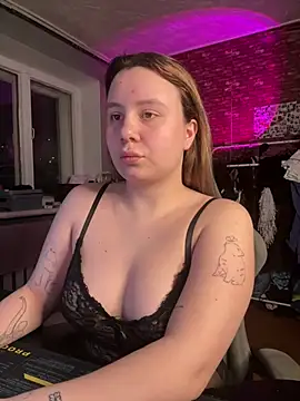 AnnaSeint online show from February 1, 2026, 5:22 pm