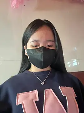 Gwen879 online show from January 15, 2026, 2:49 am