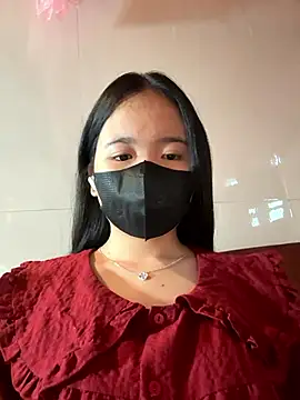 Gwen879 online show from January 17, 2026, 8:41 am