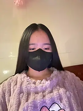 Gwen879 online show from February 2, 2026, 2:49 pm