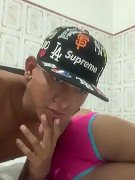 GeorgiandCoi online show from April 5, 2026, 4:42 am