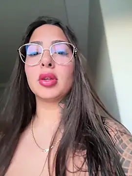 maferalvarexxx online show from May 8, 2026, 9:09 pm