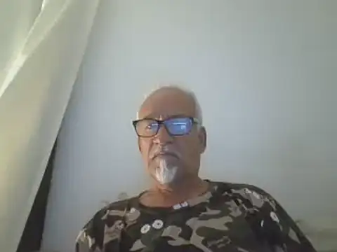 Snapshot of Patyman chatting on March 6, 2026, 3:03 am Patyman online show from March 6, 2026, 3:03 am