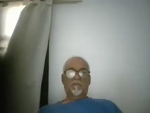 Snapshot of Patyman chatting on April 16, 2026, 9:15 pm Patyman online show from April 16, 2026, 9:15 pm