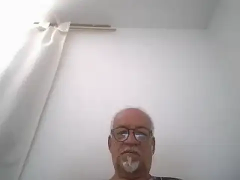 Snapshot of Patyman chatting on April 20, 2026, 3:04 pm Patyman online show from April 20, 2026, 3:04 pm