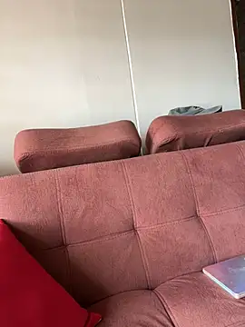 Veronica Wins  online show from February 2, 2026, 6:28 pm