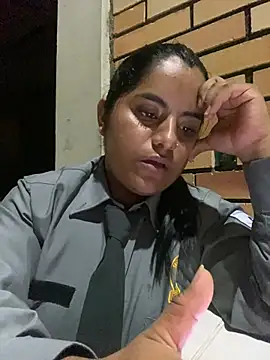 Snapshot of Isabel_3 chatting on February 2, 2026, 1:04 am Isabel 3 online show from February 2, 2026, 1:04 am