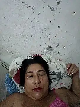 Snapshot of PatriciaGrajales chatting on April 7, 2026, 5:02 pm PatriciaGrajales online show from April 7, 2026, 5:02 pm