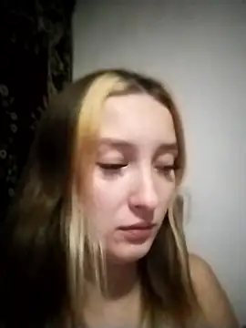 Olivia Kis online show from January 9, 2026, 4:21 pm