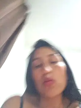 LunaRouuse  online show from February 3, 2026, 11:21 pm