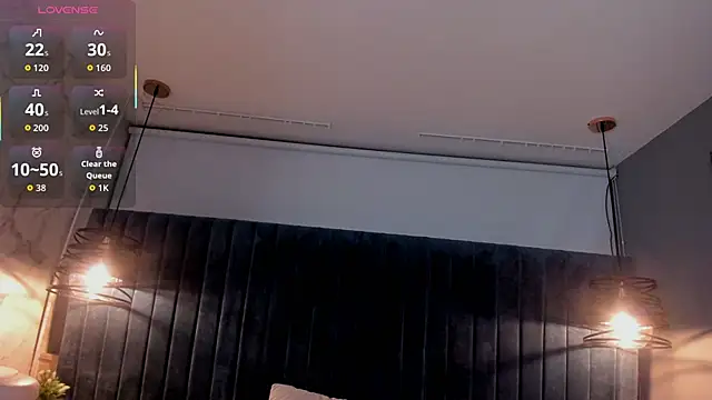 lizz lunna online show from January 17, 2026, 1:43 am