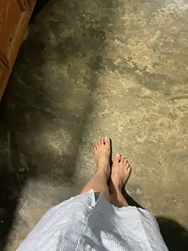 Ginny 2x online show from February 22, 2026, 9:57 pm