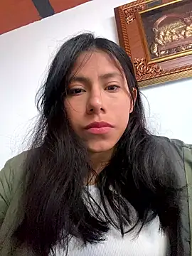 katerinnn99 online show from January 15, 2026, 3:05 pm