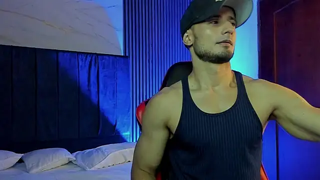 Snapshot of Adonys_Lewis_ chatting on January 13, 2026, 8:30 am Adonys Lewis online show from January 13, 2026, 8:30 am