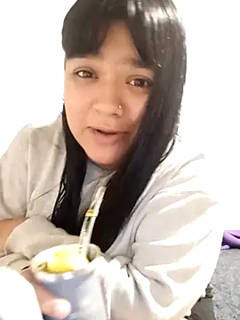 mimita4 online show from April 19, 2026, 5:51 am