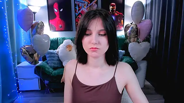 KikaOsterman online show from February 17, 2026, 12:23 pm