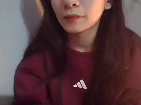 Snapshot of berry_alma06 chatting on February 8, 2026, 2:53 pm berry alma06 online show from February 8, 2026, 2:53 pm