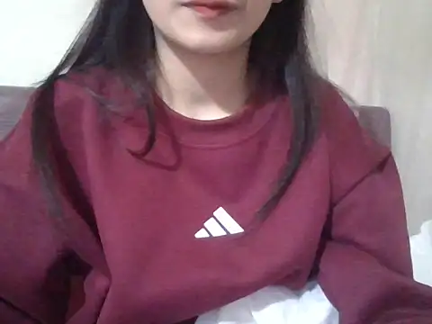 Snapshot of berry_alma06 chatting on February 13, 2026, 4:03 pm berry alma06 online show from February 13, 2026, 4:03 pm