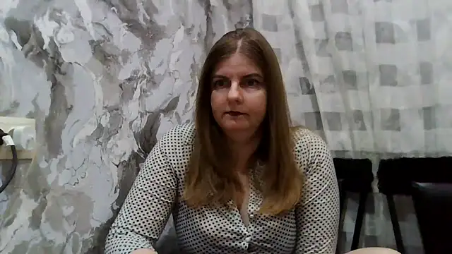 DarkRose0104 online show from February 13, 2026, 7:43 pm