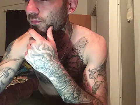 jacobsex221 online show from April 7, 2026, 10:42 pm