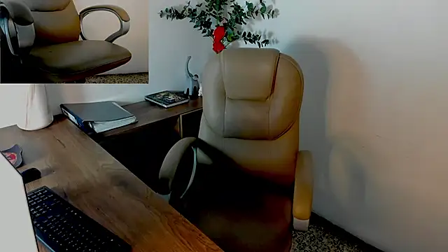 Snapshot of Jay_Grip chatting on March 6, 2026, 8:05 pm Jay Grip online show from March 6, 2026, 8:05 pm